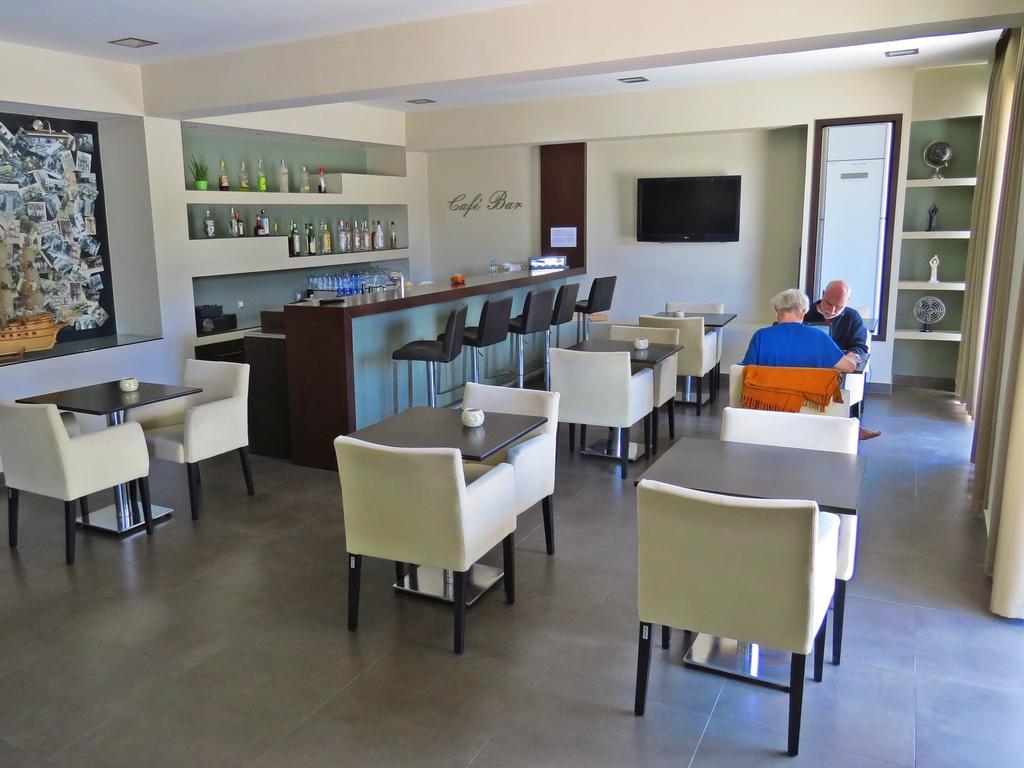 Maritime Hotel Apartments Petaloudes Kültér fotó