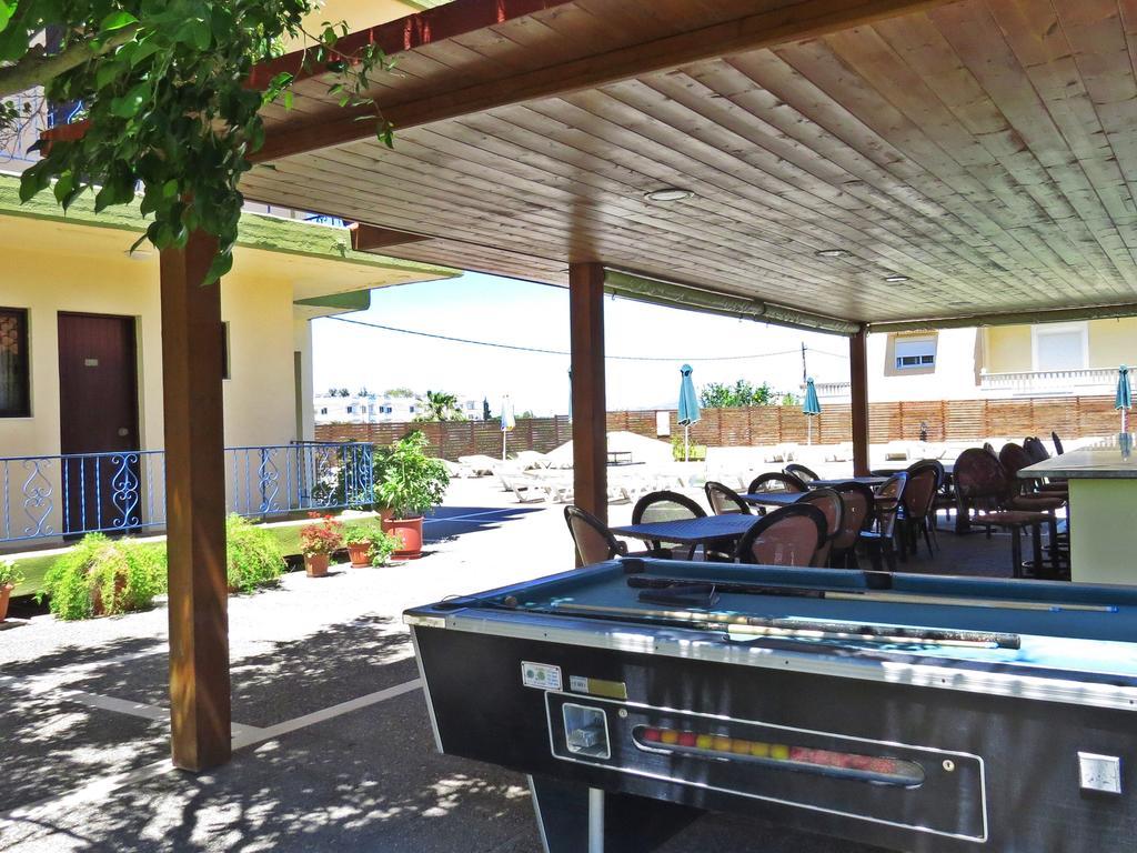 Maritime Hotel Apartments Petaloudes Kültér fotó