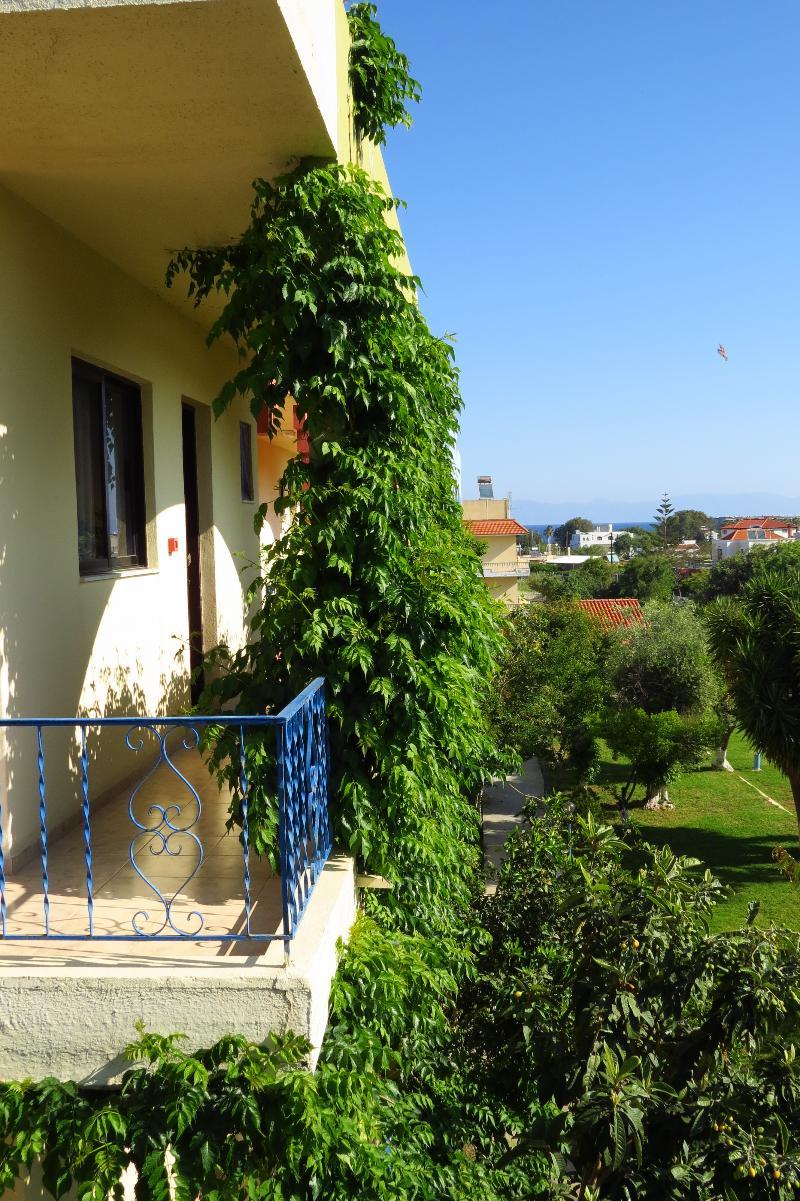 Maritime Hotel Apartments Petaloudes Kültér fotó