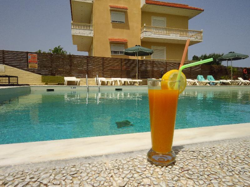 Maritime Hotel Apartments Petaloudes Kültér fotó