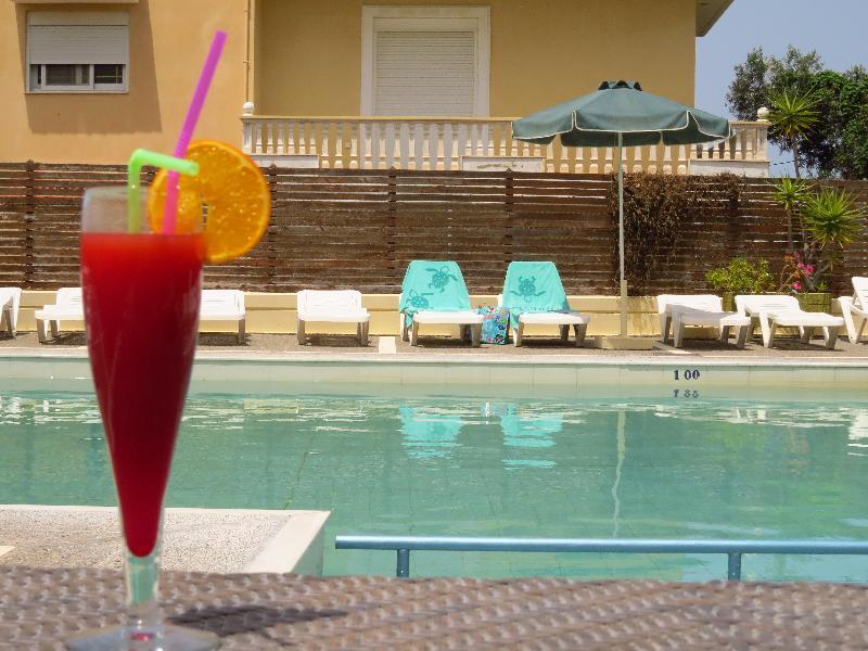 Maritime Hotel Apartments Petaloudes Kültér fotó