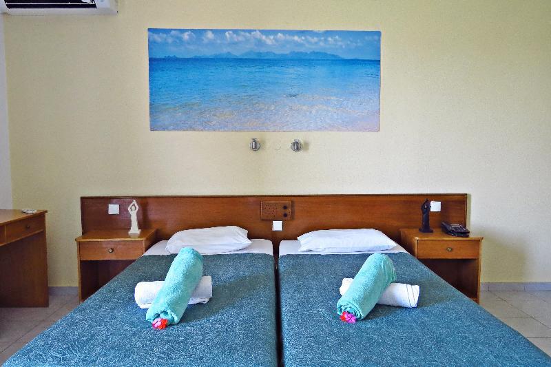 Maritime Hotel Apartments Petaloudes Kültér fotó