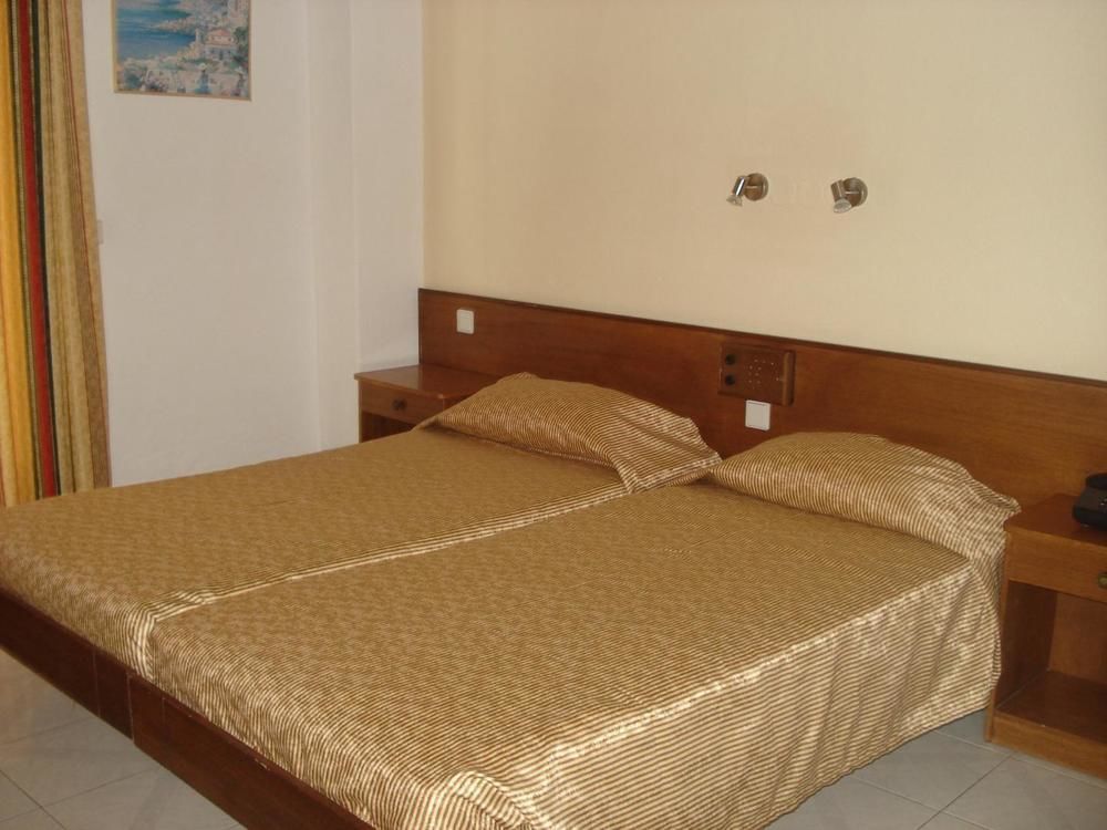 Maritime Hotel Apartments Petaloudes Kültér fotó