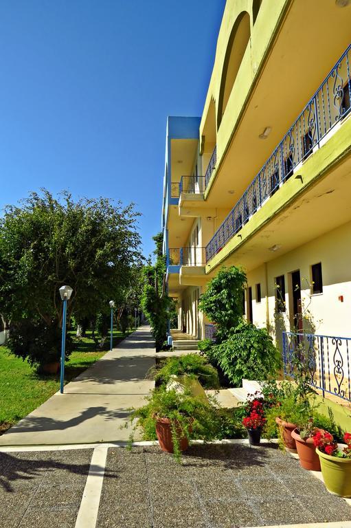 Maritime Hotel Apartments Petaloudes Kültér fotó